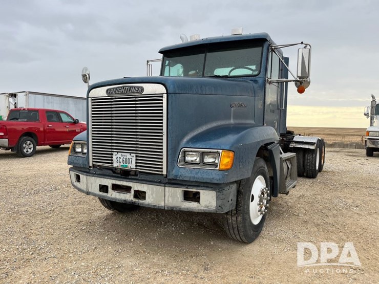 1989-freightliner-day-cab-truck-(jn0784,-unit-06815)-image-2