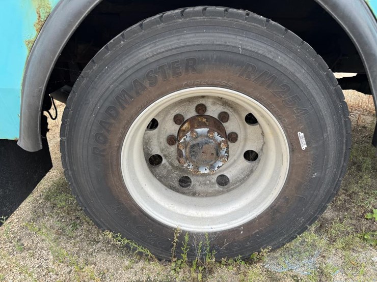 2004-international-durastar-4400-image-74