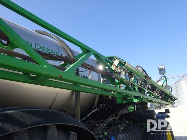 2020-john-deere-f4365-image-74
