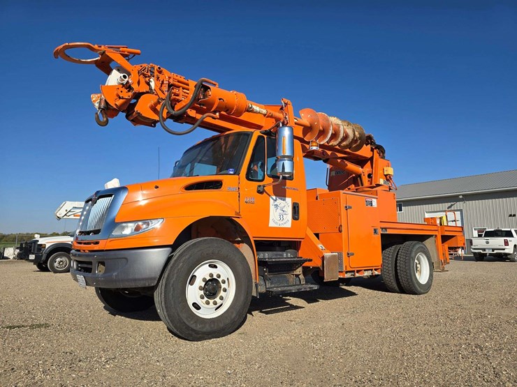 2006-international-durastar-4400-image-2