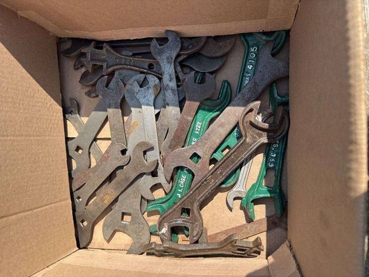 ji-case-wrench-collection-image-1