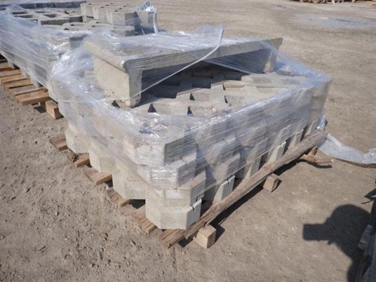 qty-of-(8)-skids-of-turfstone-pavers-&-decor-stone-image-15