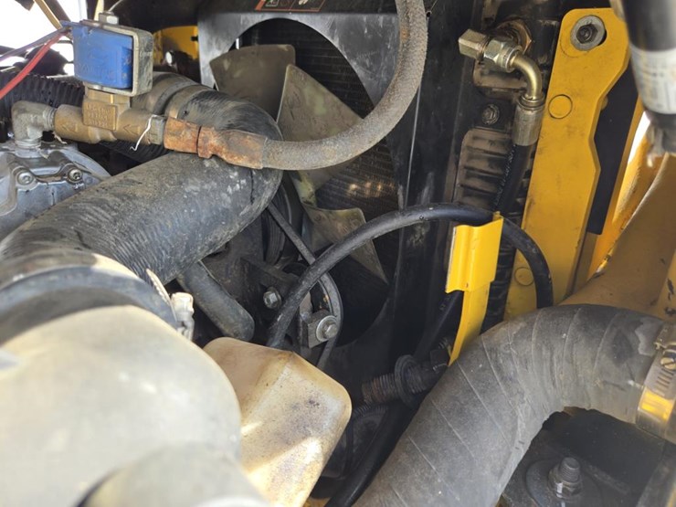 hyundai-25lc-7m-image-39