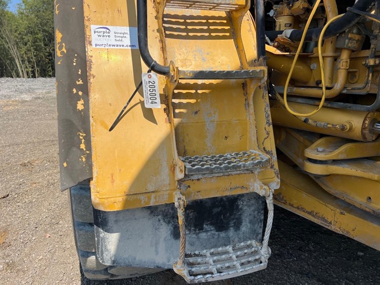2005-caterpillar-740-image-31