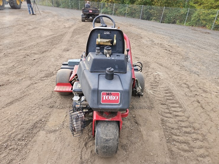 toro-greensmaster-3100-image-4