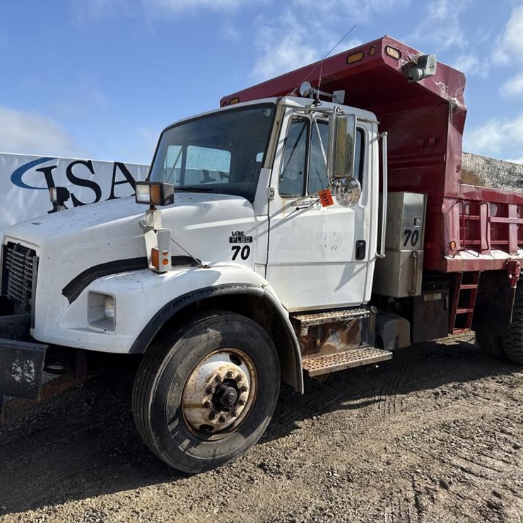 2004 FREIGHTLINER FL80