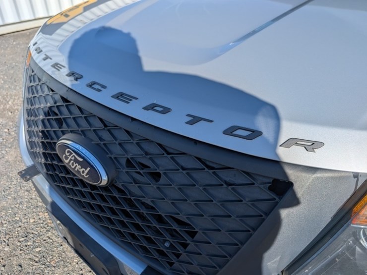 2014-ford-explorer-image-15