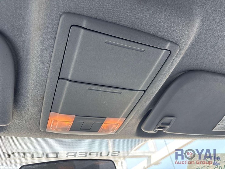 2013-ford-f550-image-9