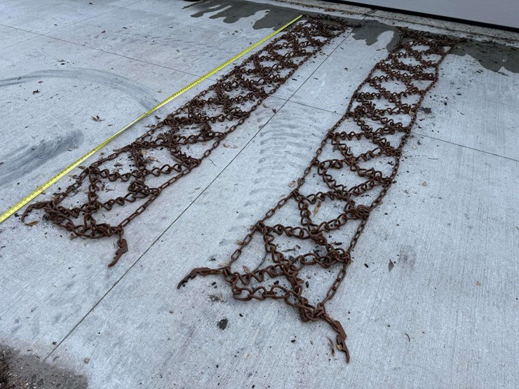 set-of-tractor-chains,-unsure-of-the-size-image-2