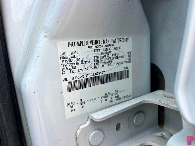 2012-ford-f550-image-12