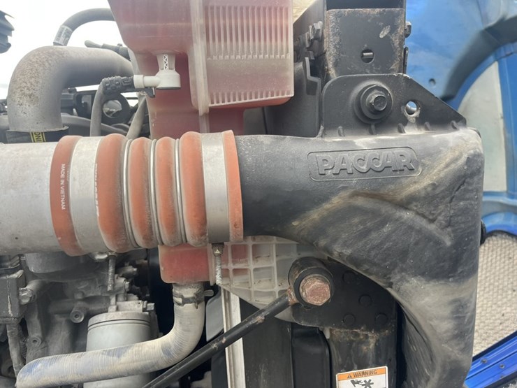 2020-kenworth-t680-image-33