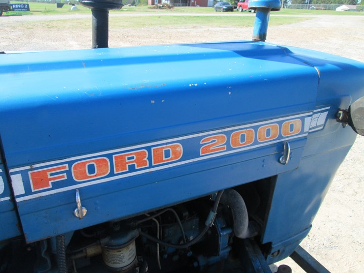 ford-2000-image-10