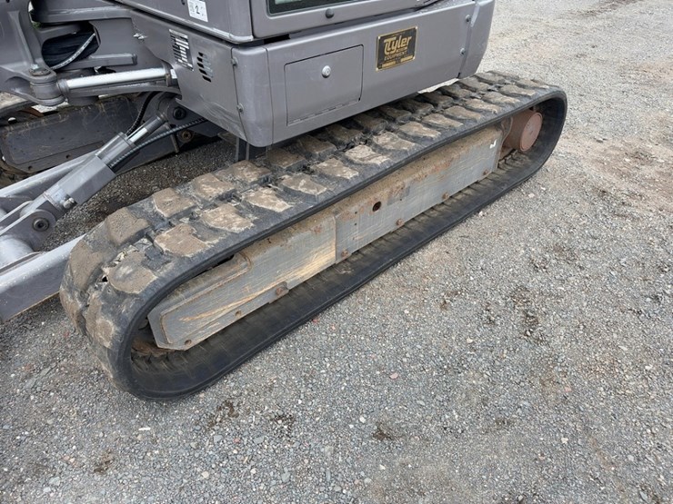 2021-volvo-ecr50f-mini-excavator-image-26