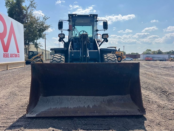 2023-doosan-dl220-image-7