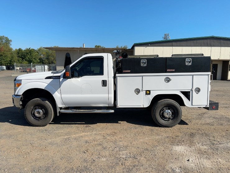 2012-ford-f350-xl-image-2