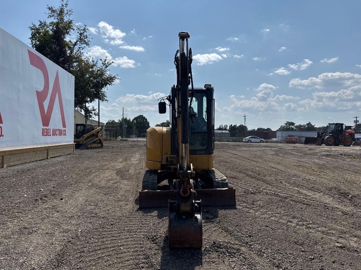 2014-caterpillar-303.5e-cr-image-3