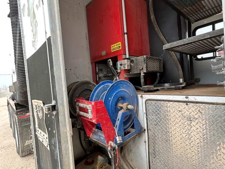 2013-western-star-4900-image-23