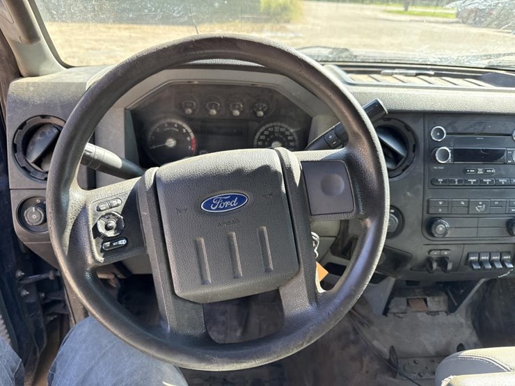 2014-ford-f250-image-33