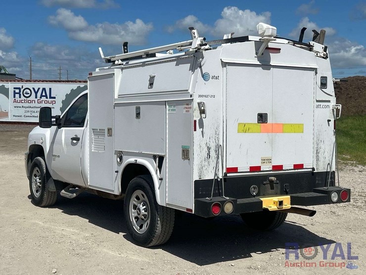 2012-chevrolet-silverado-3500-image-4