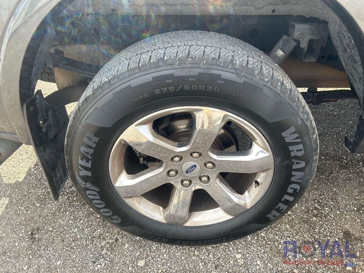 2019-ford-f150-image-24