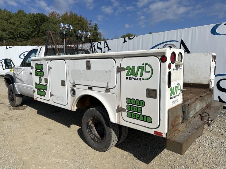 1997-dodge-ram-3500-image-3