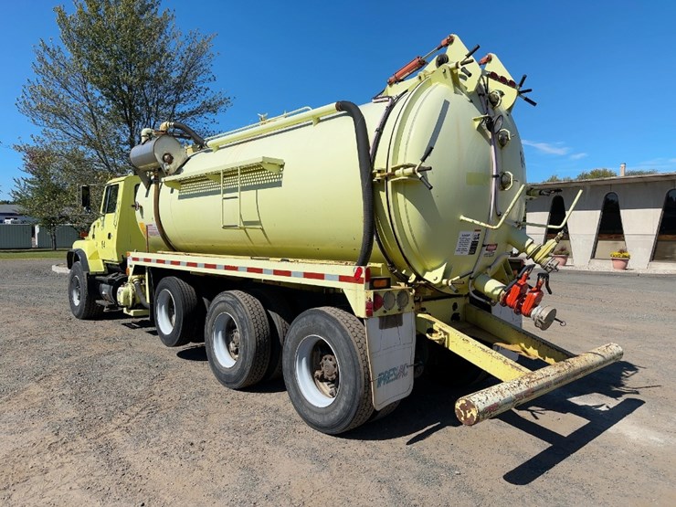 1995-ford-l9000-image-3