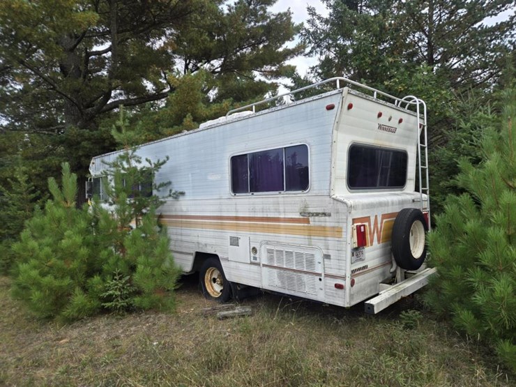 #2596-•-winnebago-motor-home-image-5