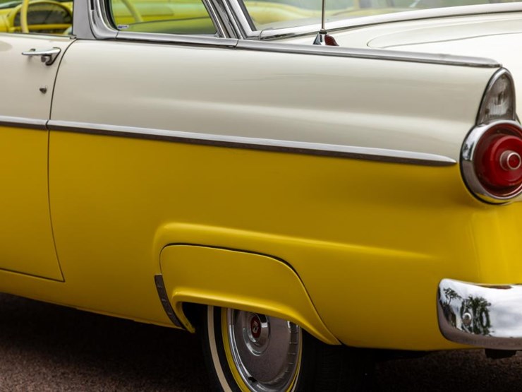 #2278-•-1955-ford-fairlane-crown-victoria-transparent-top-image-43