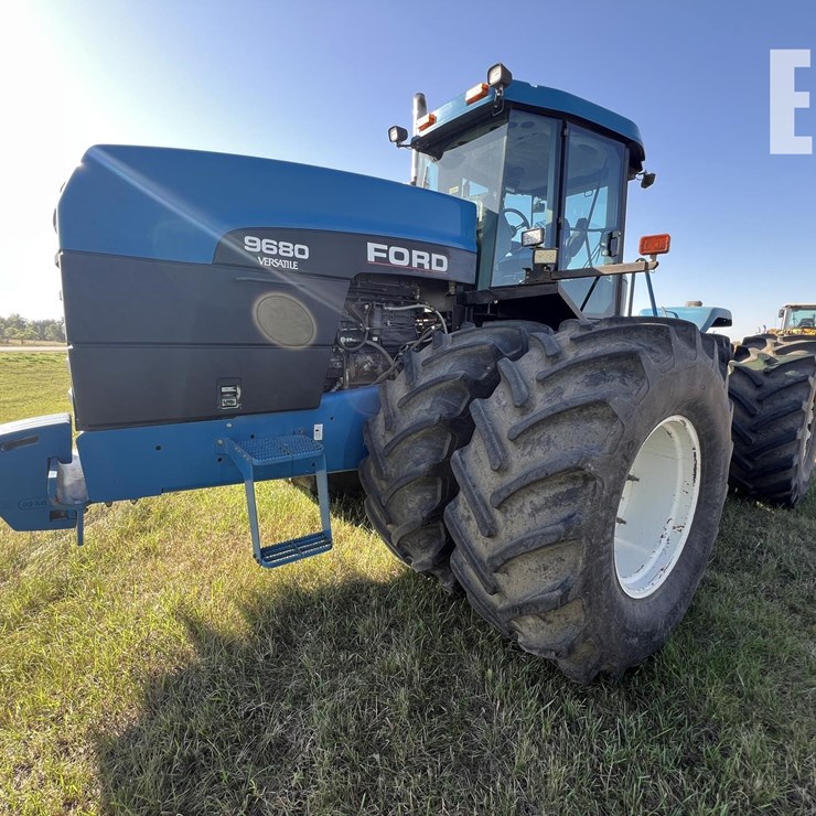 1995 VERSATILE 9680