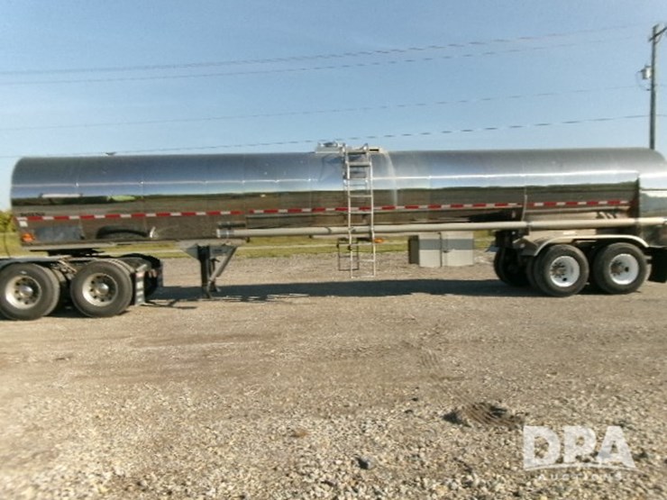 2015-sts-tanker-trailer-(dr12210)-image-2