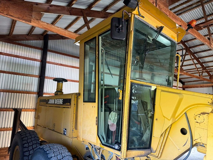 1994-deere-770bh-image-11
