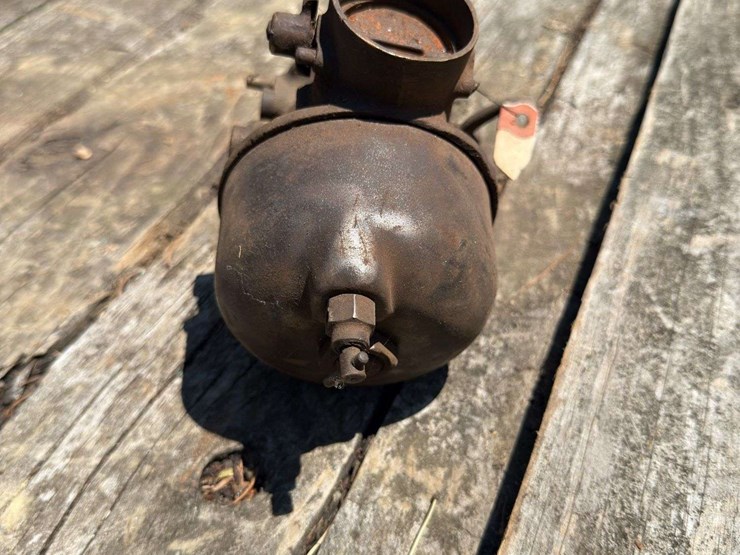 case-10-20-crossmotor-carburetor-image-5