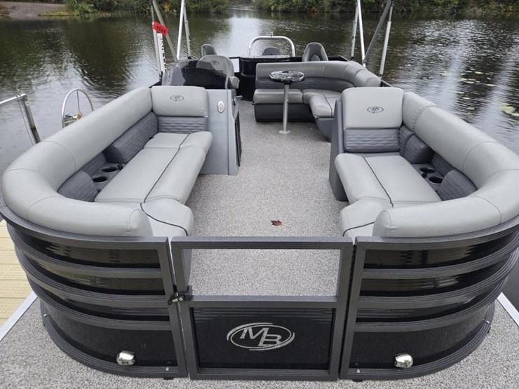 #1225-•-montego-bay-8522-pontoon-boat-image-8