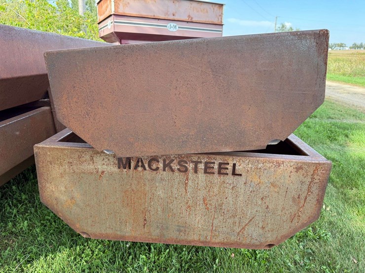 (2)-macksteel-feed-bunks,-(1)-22’-long,-43”-wide,-29”-tall,-15”-deep,-and-(1)-20’-long,-34”-wide,-28-image-6