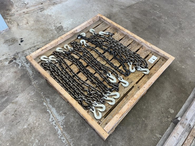 quantity-of-3/8"-chains-with-hooks-image-1