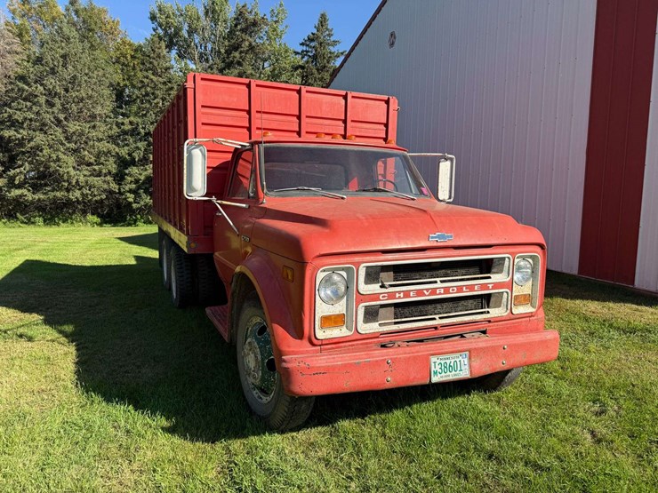 1969-chevrolet-c50-image-2