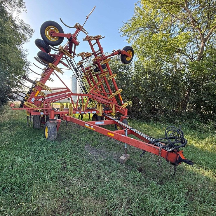 BOURGAULT 8810