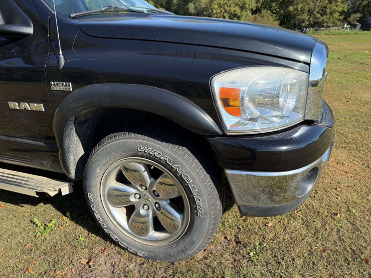 2008-ram-1500-big-horn-image-19