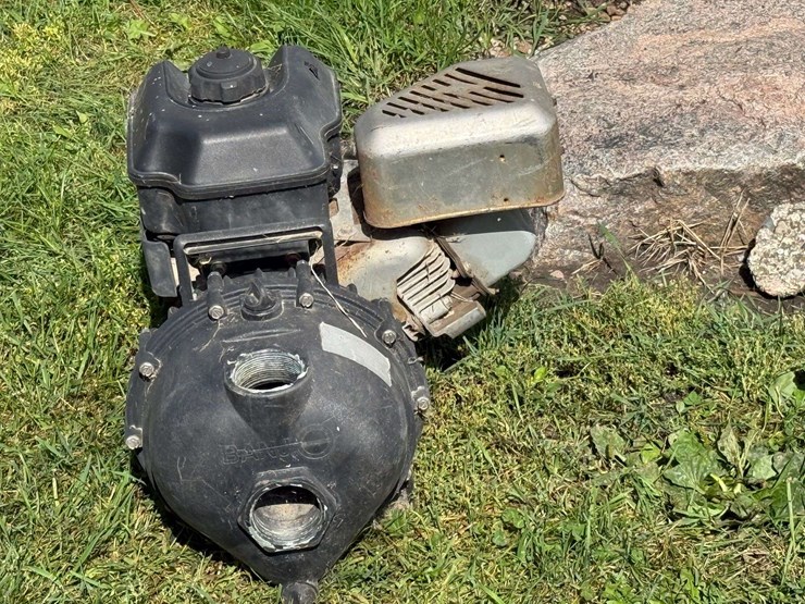 2”-transfer-pump-with-gas-engine,-*gas-tank-leaks-image-2
