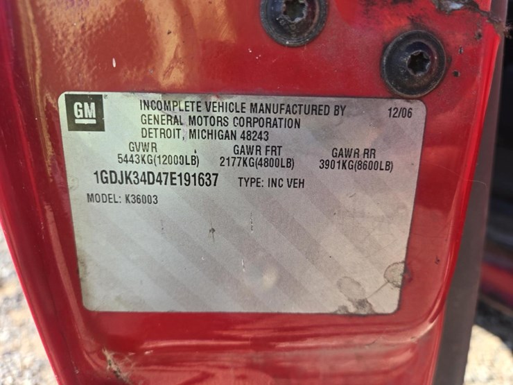 2007-gmc-3500-image-57