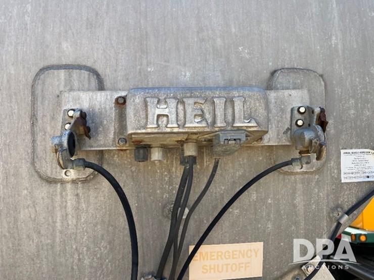 1989-heil-trailer-image-37