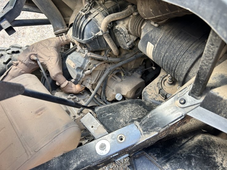 #1400-•-2023-can-am-commander-1000r-xt-image-27