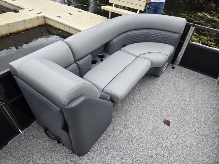 #1225-•-montego-bay-8522-pontoon-boat-image-9