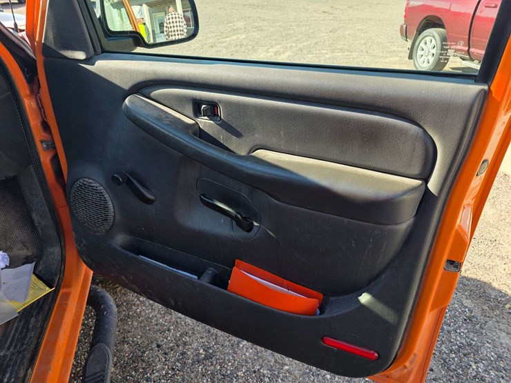 2006-chevrolet-2500hd-image-48