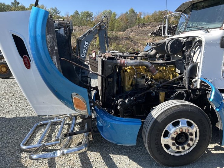 2007-peterbilt-386-image-40