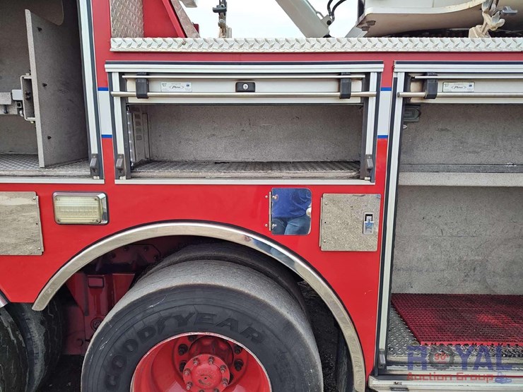 2009-pierce-105ft.-ladder-t/a-fire-truck-image-36
