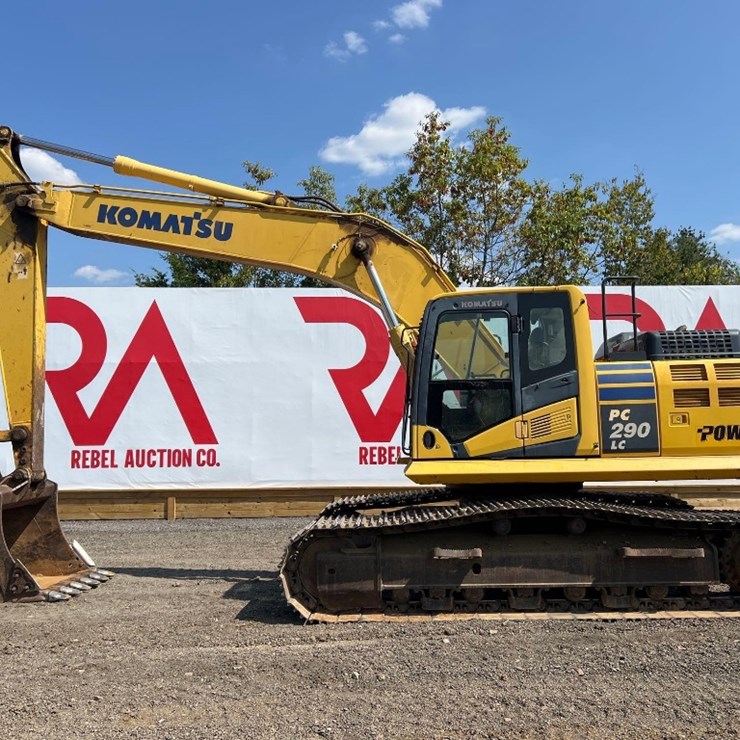2017 KOMATSU PC290 LC-11