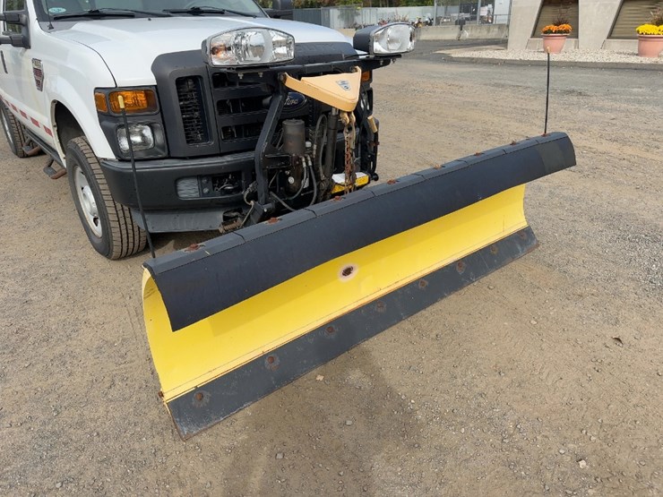 2009-ford-f250-xl-image-8