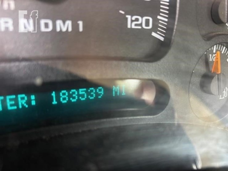 2006-chevrolet-3500hd-image-21