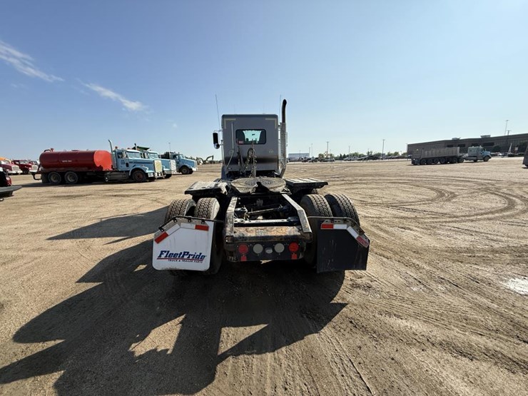 kenworth-t800-image-4